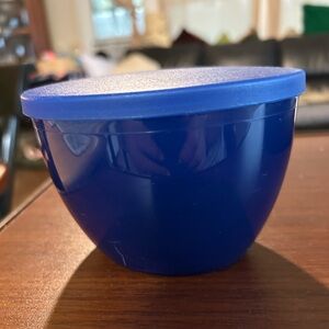 Tupperware replacement hanging cobalt blue dip bowl 4626A-4, 16 ounces
